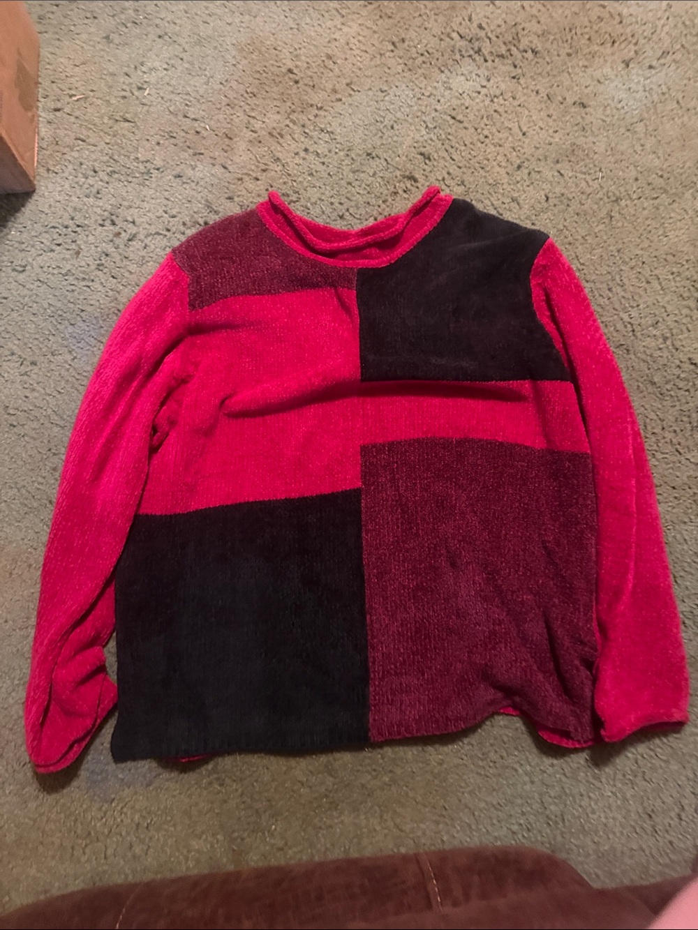 Women’s sweater
